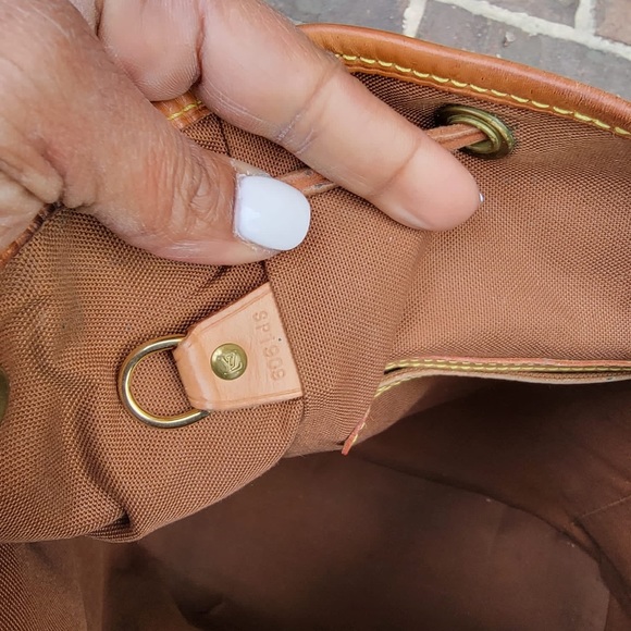 Louis Vuitton Monogram Montsouris Backpack - Picture 12 of 16